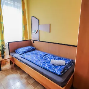 cozy-rooms-u3-htteldorferstrasse.vienna-besthotels.com/