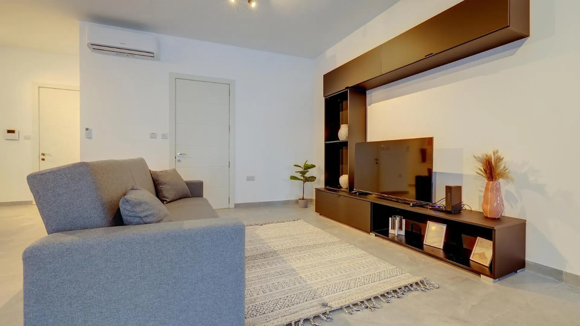 Salmar Court Holiday Apartments Hal Ghaxiak