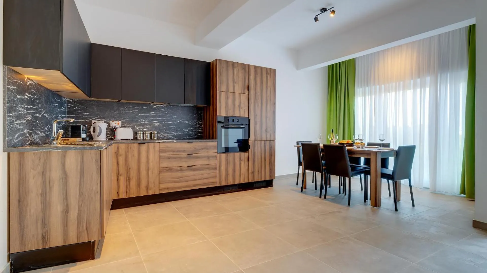 Salmar Court Holiday Apartments Hal Ghaxiak